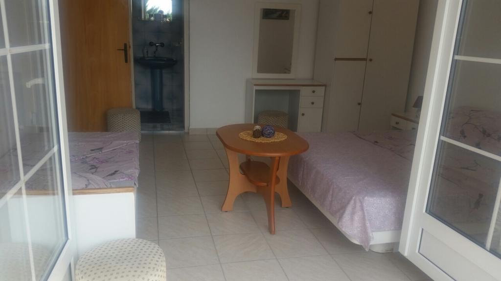 Apartmani Royal Zganec Crikvenica Exterior photo